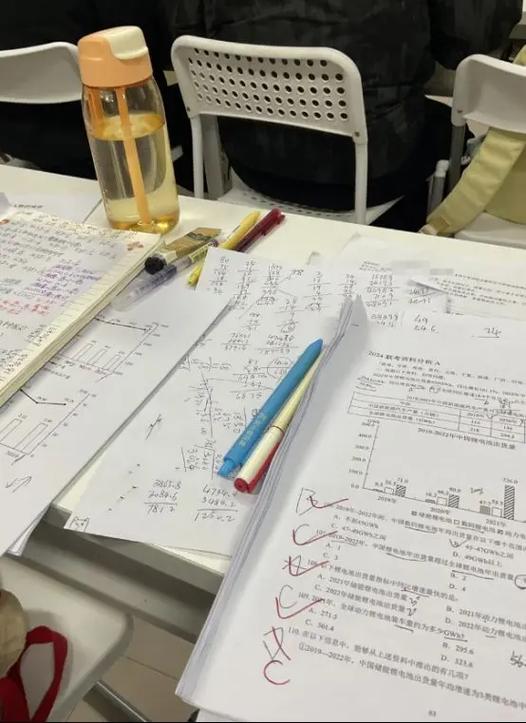 给大家普及下广东公务员考试试题学习教程免费下载广东省公务员考试题库