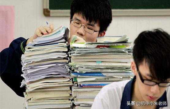 给大家普及下初中物理试题学习教程免费下载初中物理免费题库